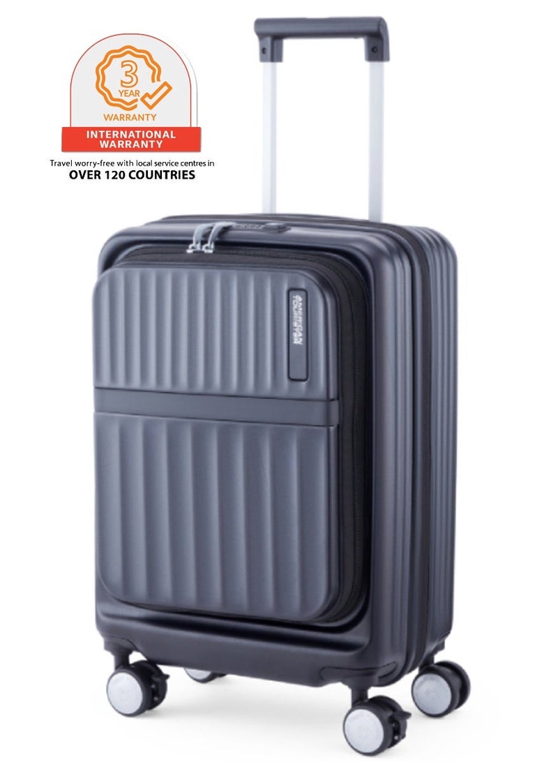 AMERICAN TOURISTER ترينتو + حقيبة سفر، حجم كابينة 54 سم / 20 بوصة، 4 عجلات دوارة، قمة صلبة، بولي كربونات، أسود|خفيفة الوزن|عجلات ممتصة للصدمات 2 في 1 Optimov™|فتح كتاب|قابلة للتوسيع|قفل TSA|قسم مقاوم للماء - ضمان دولي لمدة 3 سنوات - Image 1